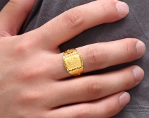 男生女生戒指的戴法是什么 左手和右手戴戒指的意义有什么不同？