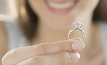 哪个牌子的订婚戒指好 订婚戒指品牌介绍
