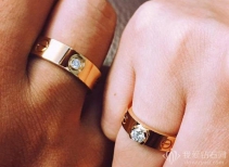 黄金结婚戒指好还是铂金结婚戒指好？