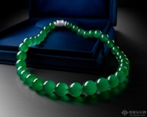 苏富比香港珠宝拍卖：翡翠、彩宝、大颗粒钻石