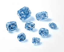 戴比尔斯De Beers 稀有蓝钻系列：总重32.09ct，估价7000万美元