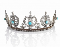 丹麦王室珠宝拍卖：宝石王冠