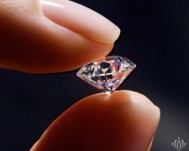 普通人怎么辨别钻石是否套证？