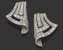 法国Aguttes古董珠宝拍卖亮点：Van Cleef & Arpels 珠宝套装