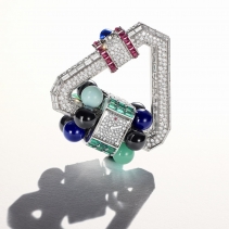 卡地亚推出 Libre Polymorph 高级珠宝与腕表系列